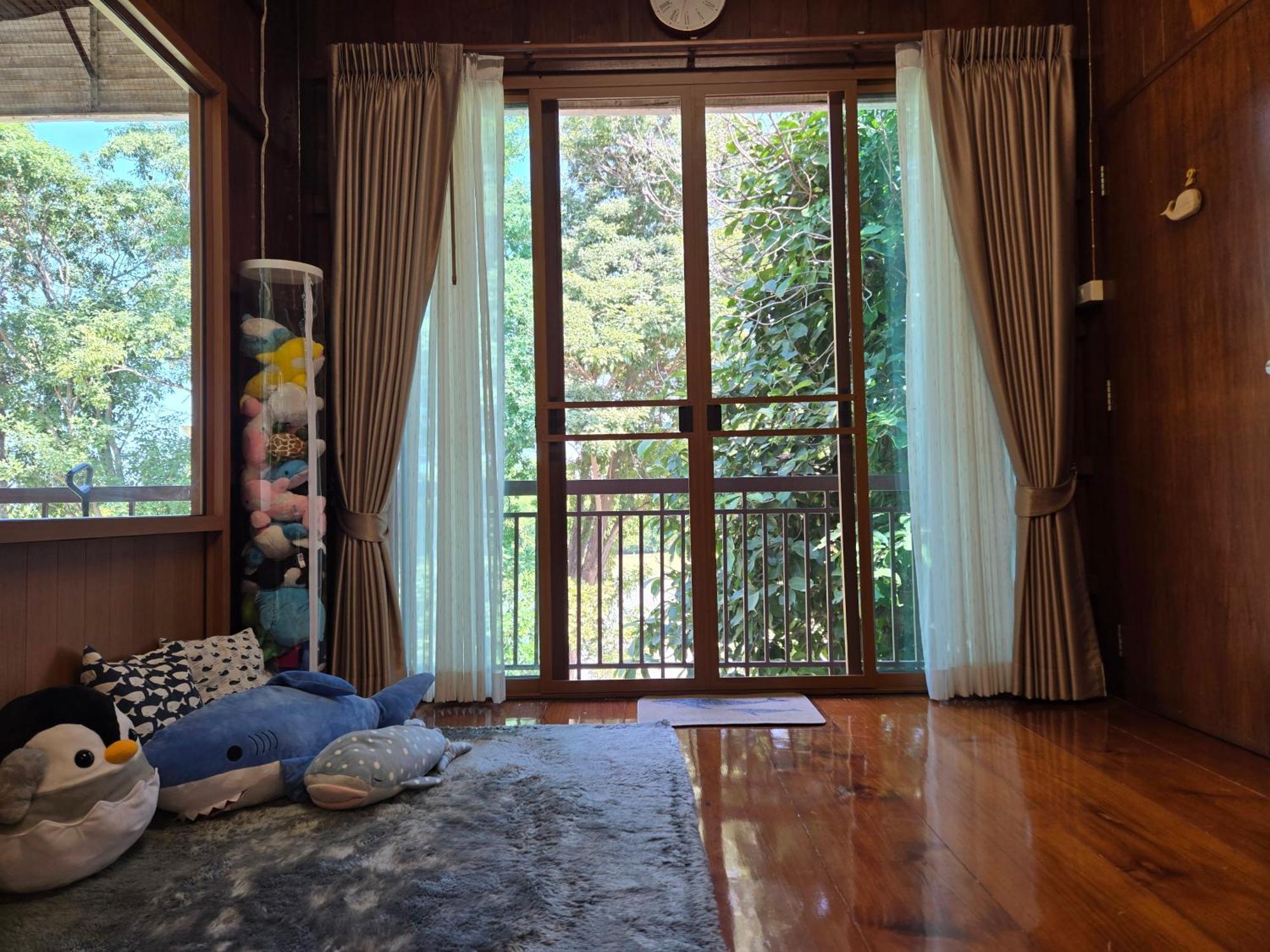 Whales Come To The River - Riverside - 3 Rooms On 2Nd Floor Ban Bang Phli Nua Exterior foto